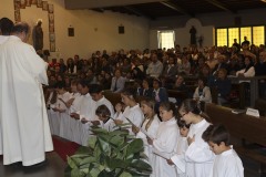 2011-S.Messa-Vestizione-e-conferma-Ministranti-con-Operatori-Pastorali-39