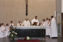 2011-S.Messa-Vestizione-e-conferma-Ministranti-con-Operatori-Pastorali-60